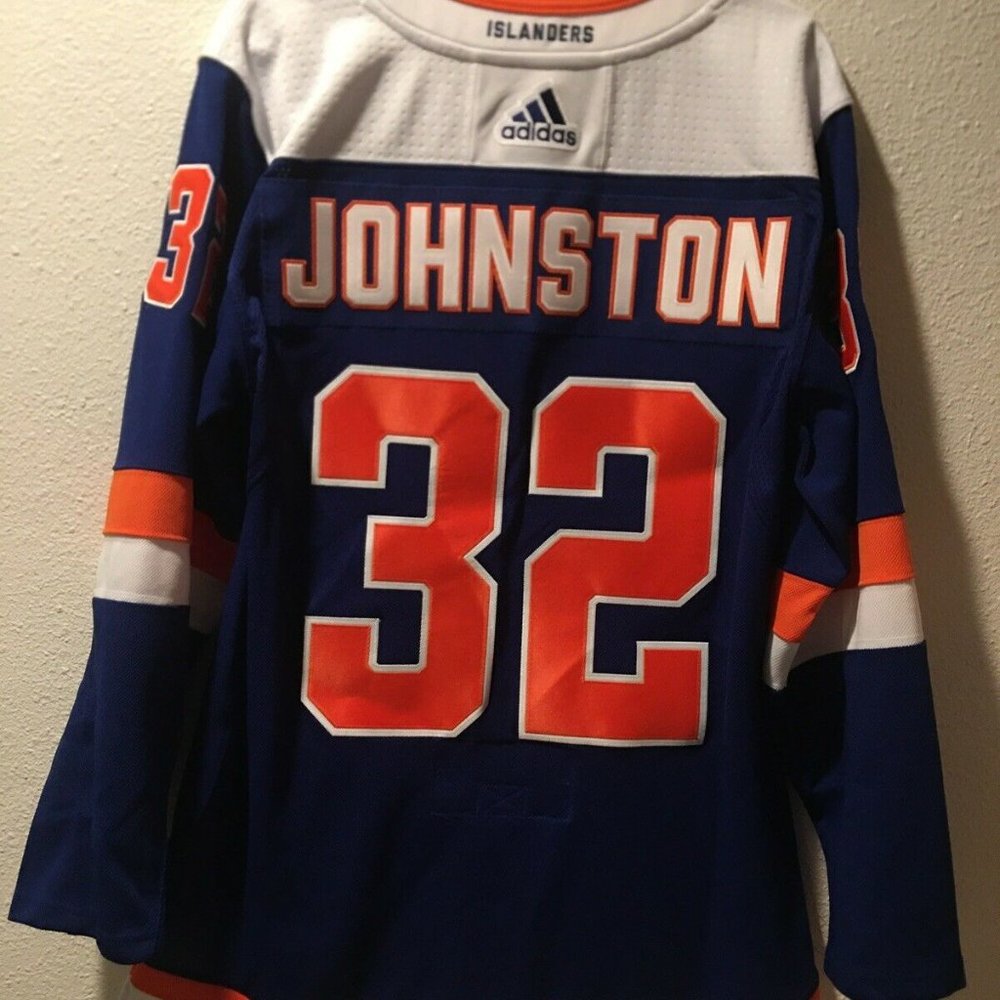 Adidas NY Islanders Ross Johnston jersey sz 44